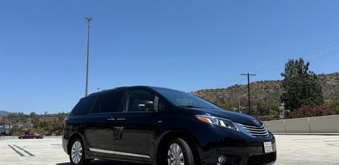 Toyota Sienna 2016