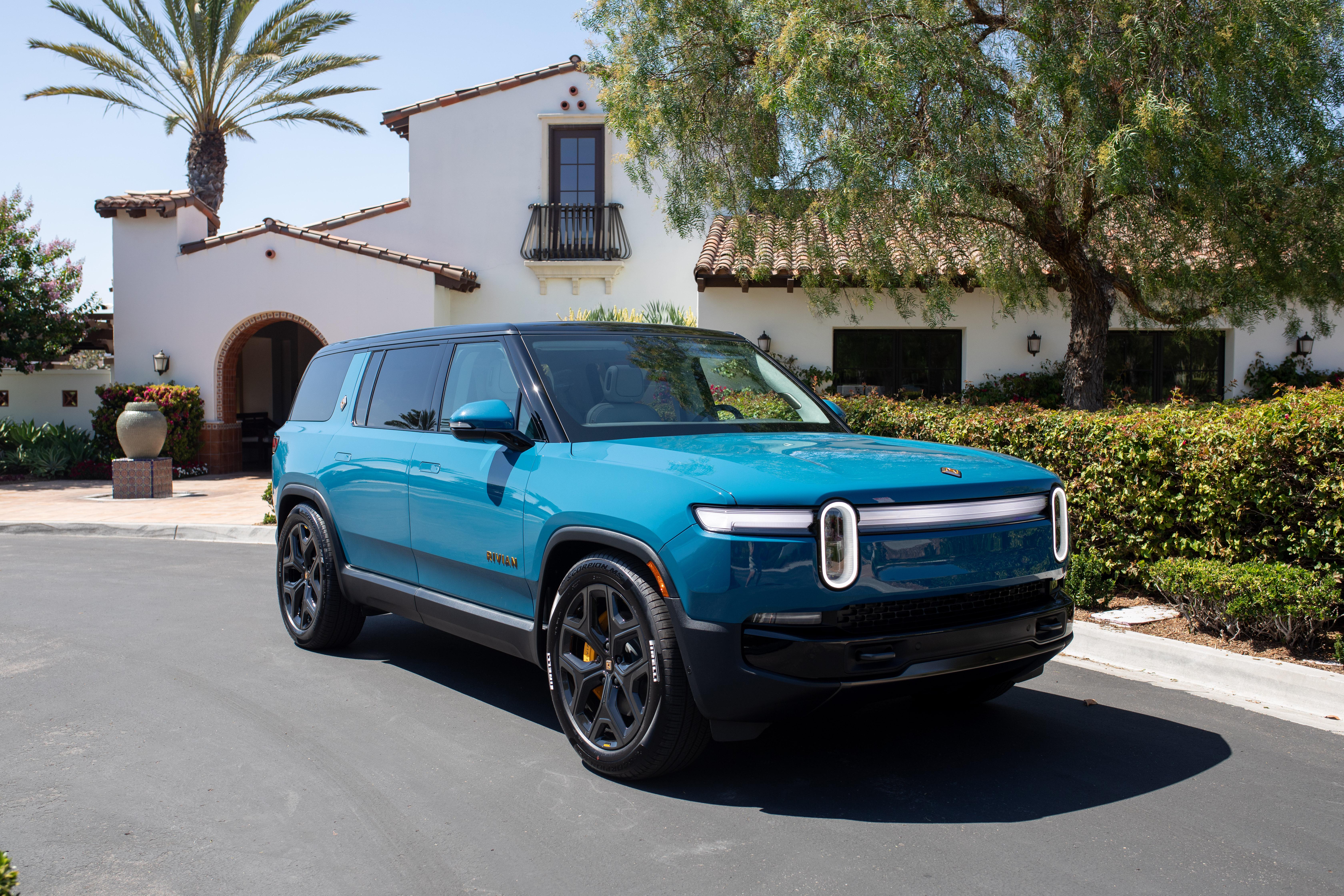 Rivian R1S 2025 in San Diego, CA