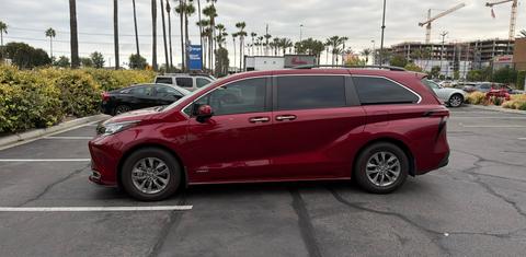 Toyota Sienna 2021