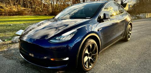 Tesla Model Y 2023