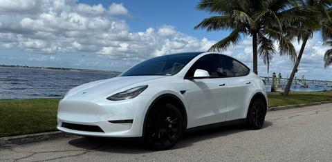 Tesla Model Y 2021