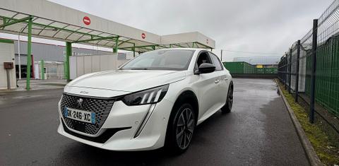 Peugeot 208 2022