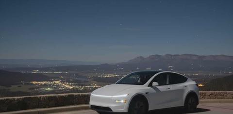 Tesla Model Y 2026