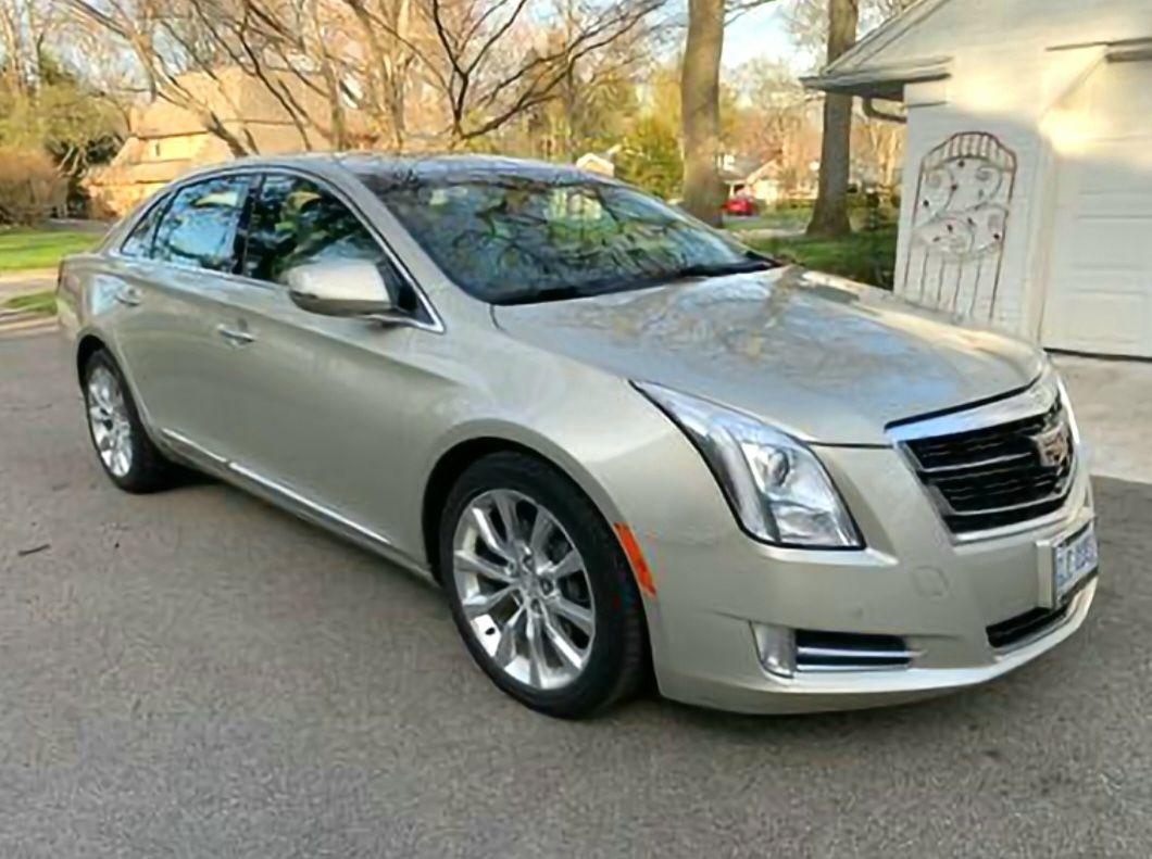 Cadillac XTS 2016 in 