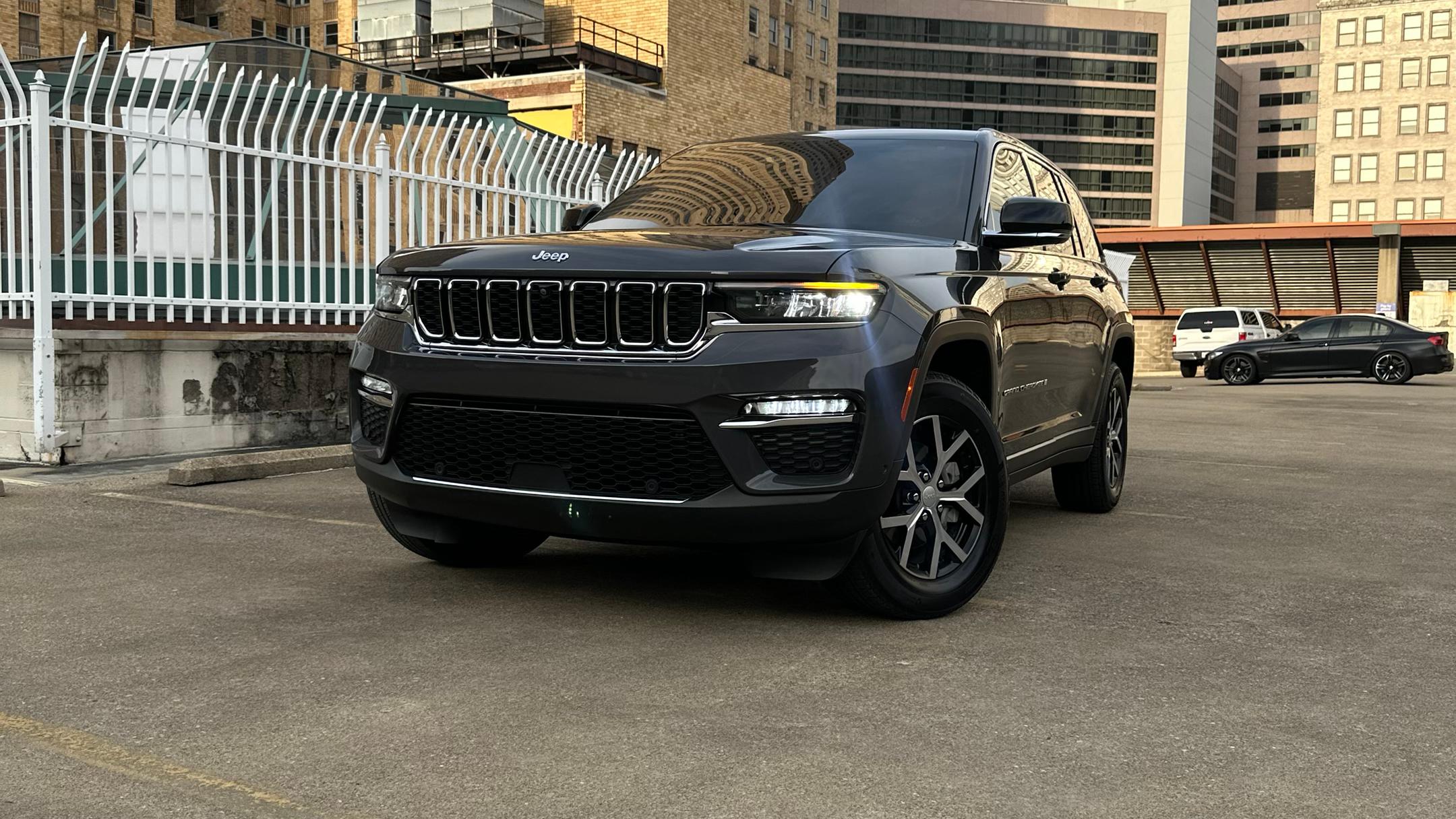 Jeep Grand Cherokee 2023 in Cincinnati, OH