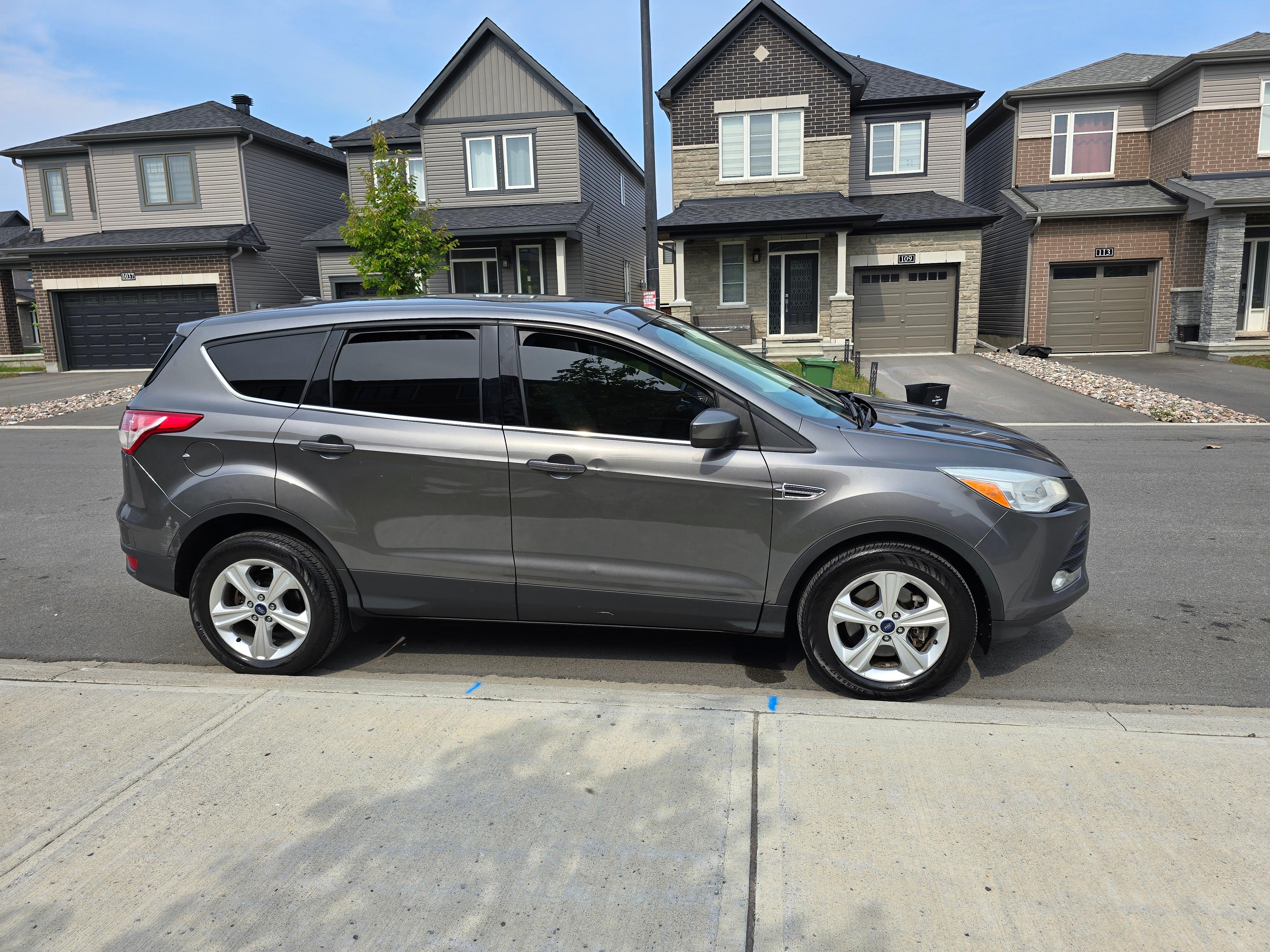 Ford Escape 2014 à 