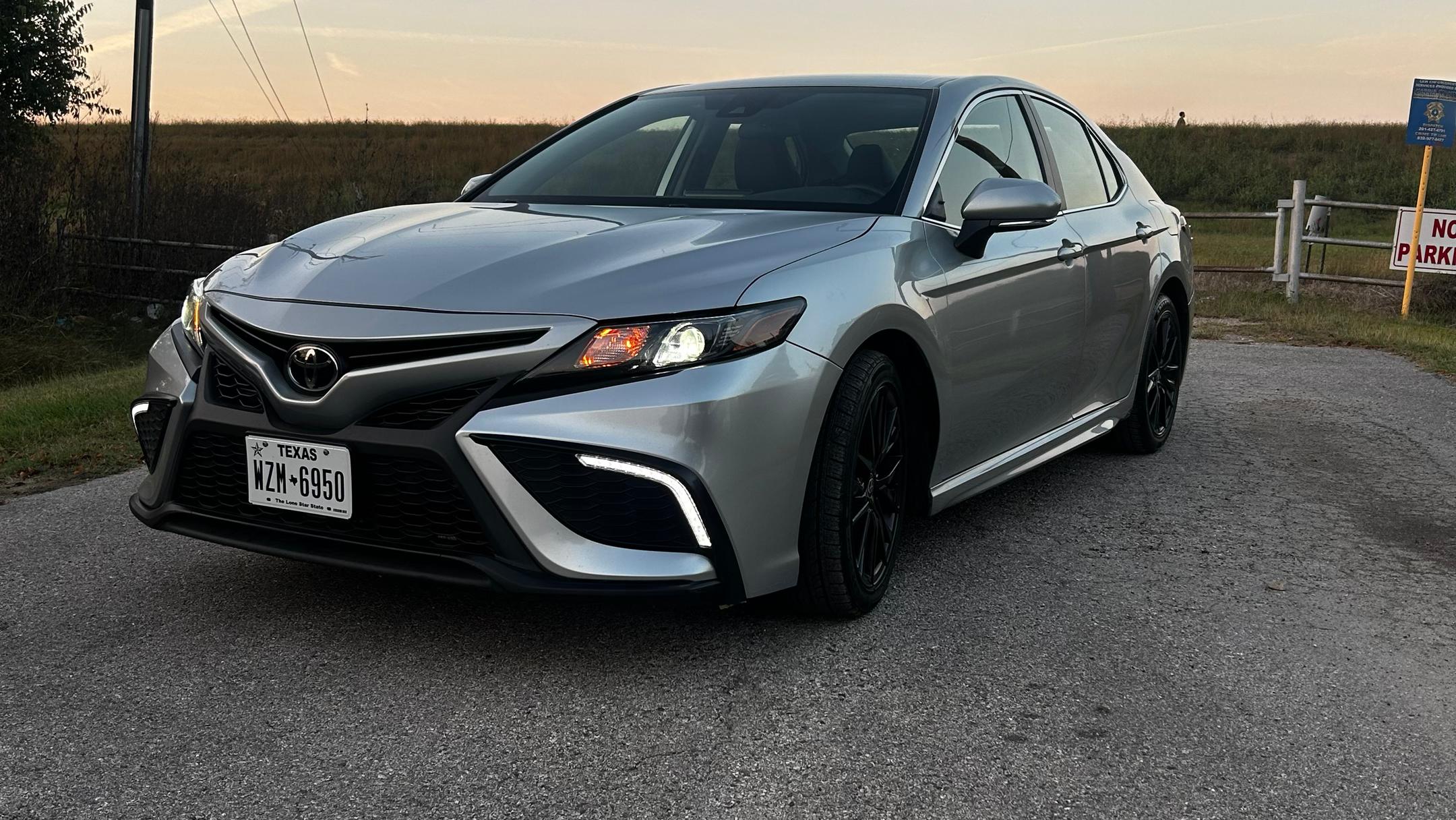 Toyota Camry 2024 in Highlands, TX