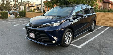 Toyota Sienna 2025
