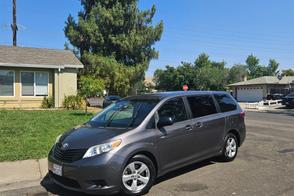 Toyota Sienna car