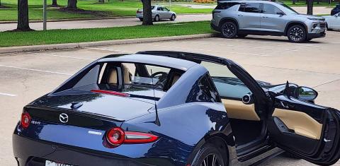 Mazda MX-5 Miata RF 2025