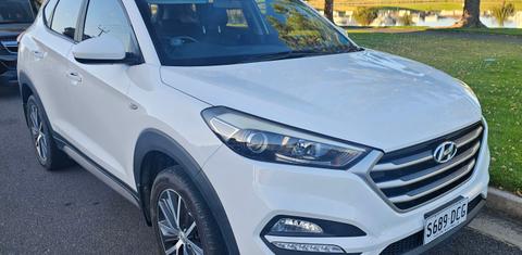 Hyundai TUCSON 2016