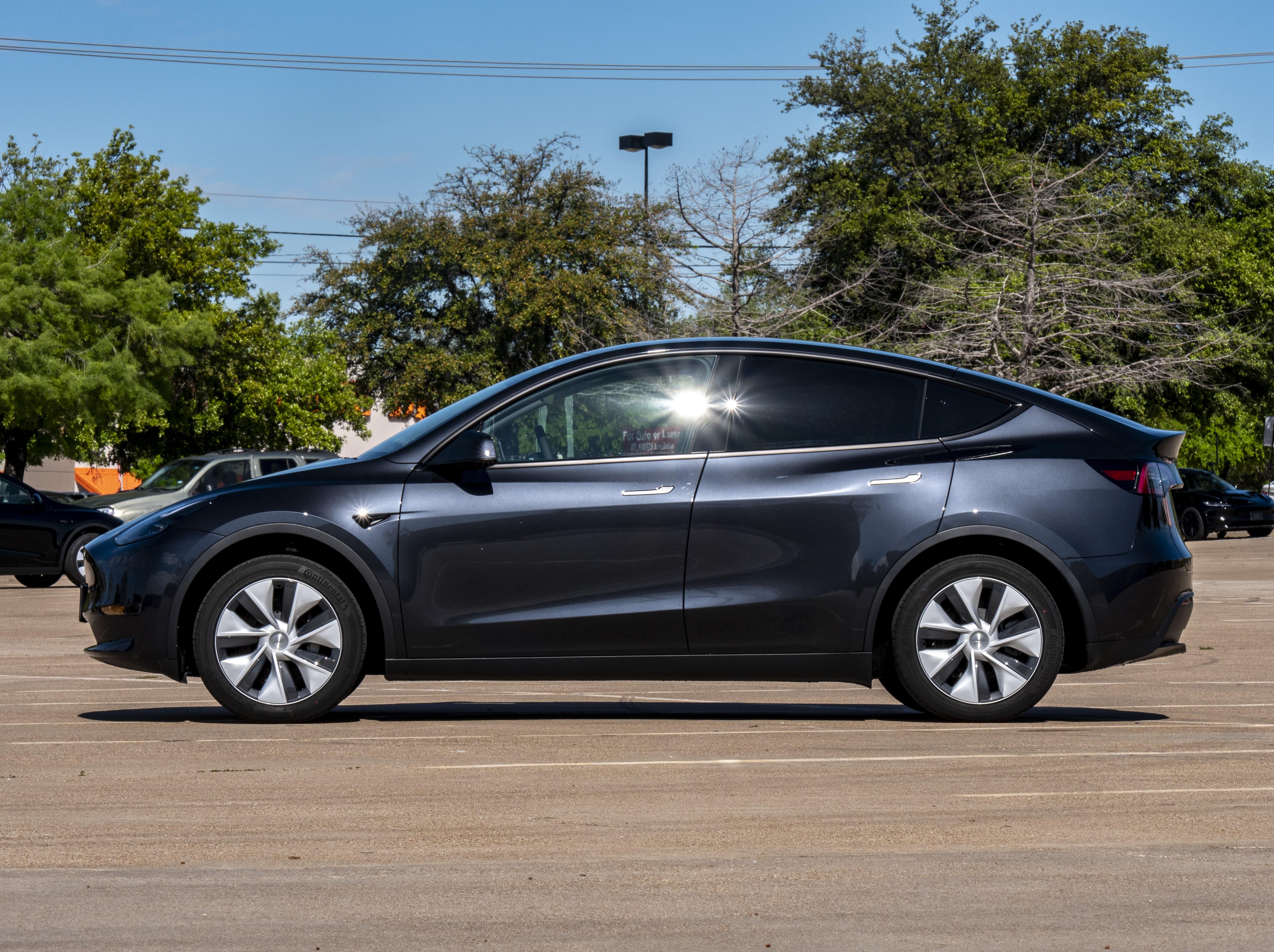 Tesla Model Y 2024 in San Antonio, TX