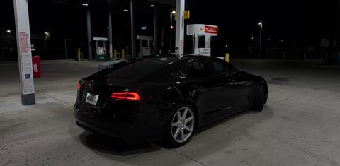 Tesla Model S 2023