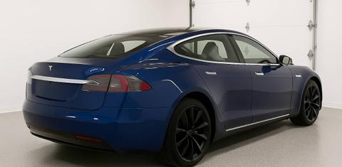 Tesla Model S 2016