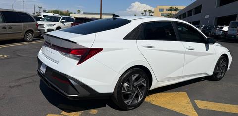 Hyundai Elantra 2025