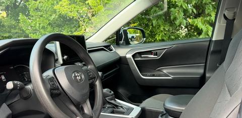 Toyota RAV4 2024