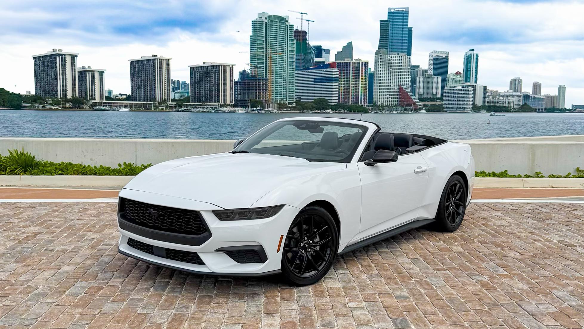 Ford Mustang 2026 in Miami, FL
