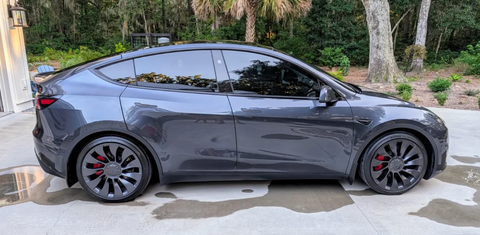 Tesla Model Y 2026