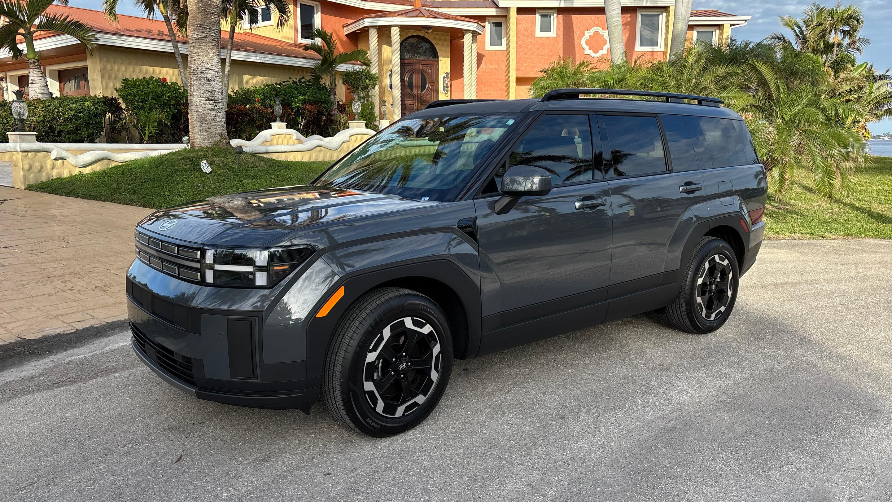 Hyundai Santa Fe 2025 in Fort Myers, FL