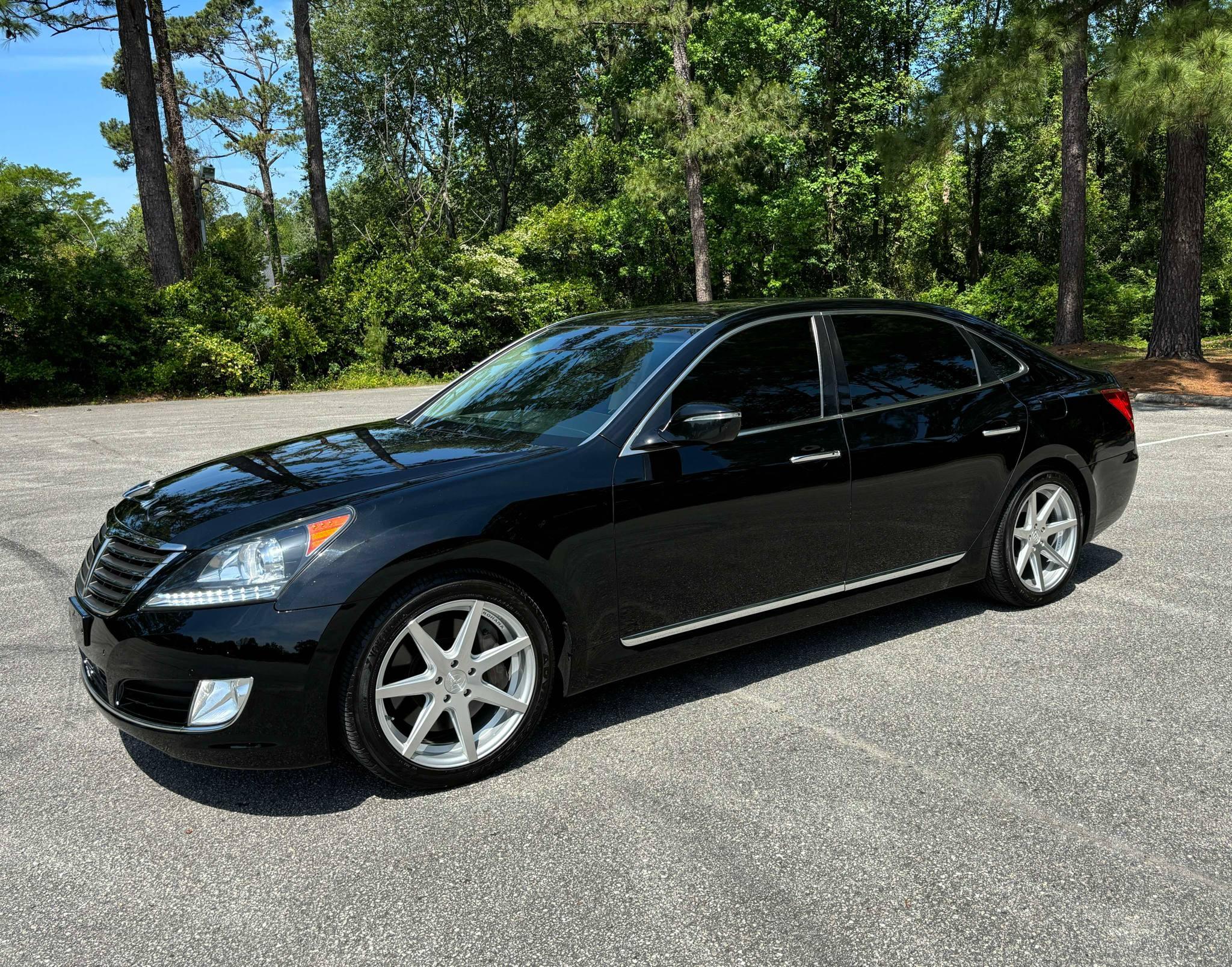 Hyundai Equus 2015 in Wilmington, NC