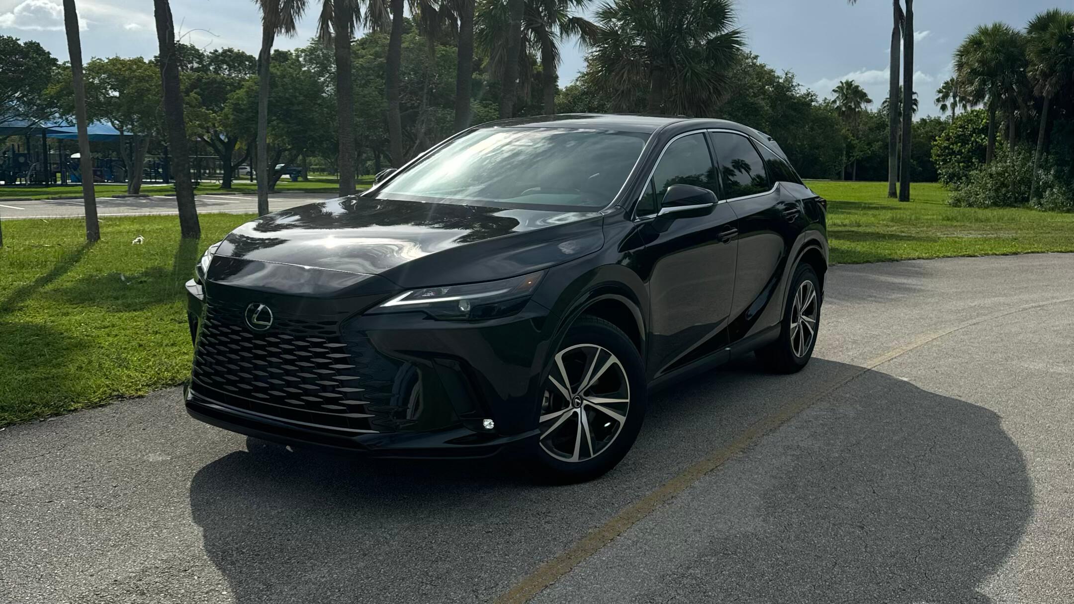 Lexus RX 2024 in Hollywood, FL