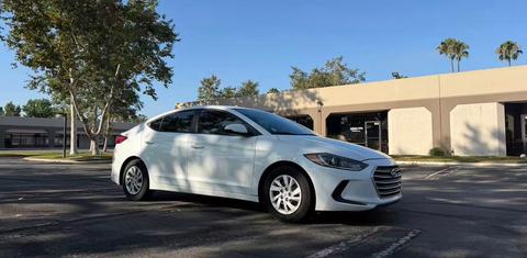 Hyundai Elantra 2017