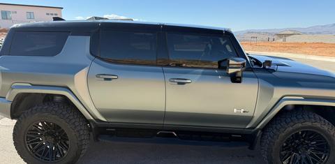 GMC HUMMER EV SUV 2024