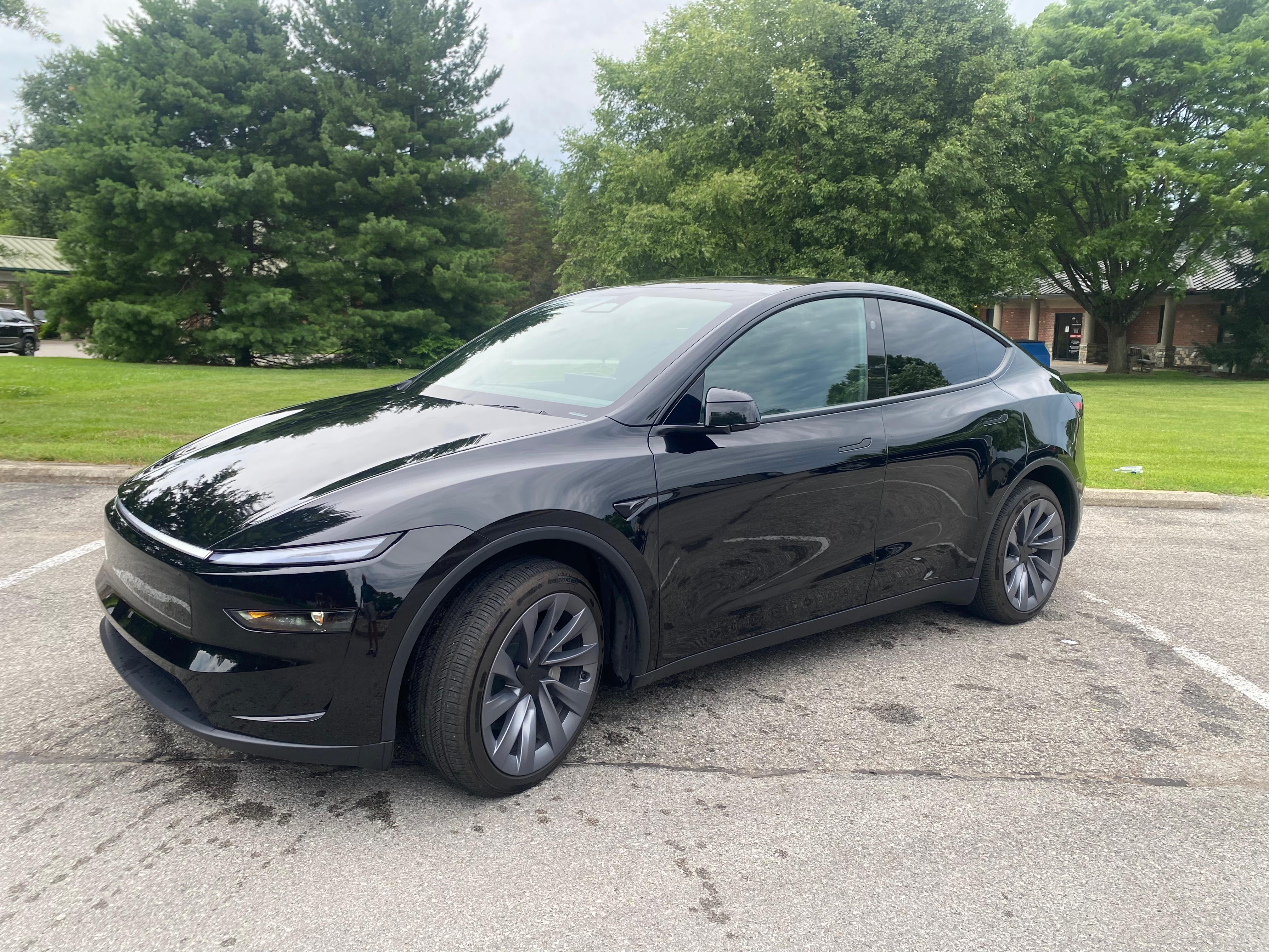Tesla Model Y 2026 in Louisville, KY