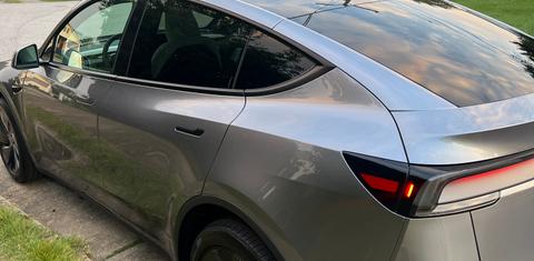 Tesla Model Y 2026