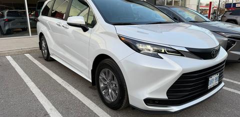 Toyota Sienna 2026