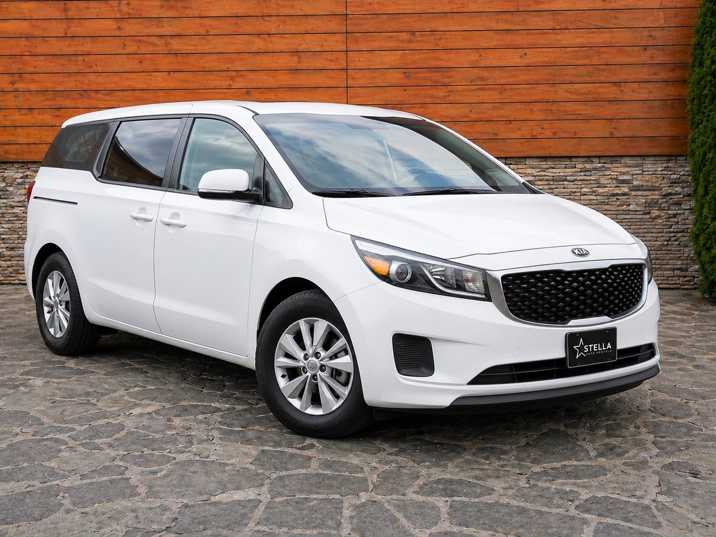 Kia Sedona 2018 in Wayne, NJ