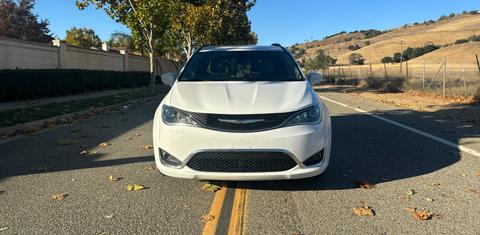 Chrysler Pacifica 2017