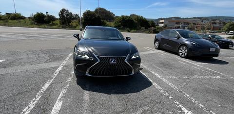 Lexus ES 2022
