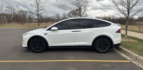 Tesla Model X 2022
