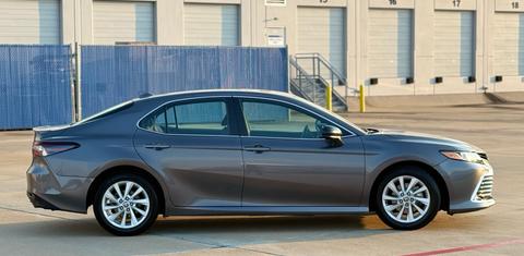 Toyota Camry 2023