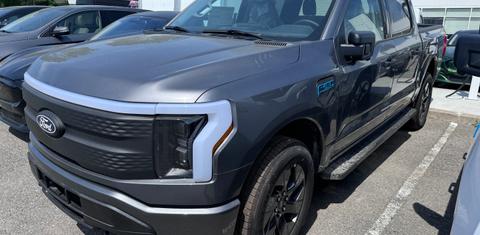 Ford F-150 Lightning 2024