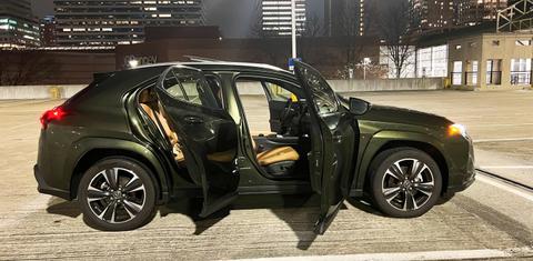 Lexus UX 2023
