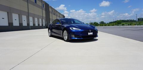 Tesla Model S 2016