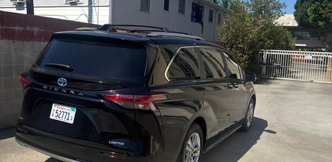 Toyota Sienna 2025