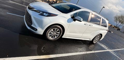 Toyota Sienna 2026