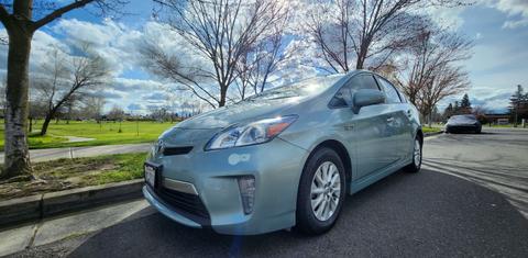 Toyota Prius Plug-In 2014