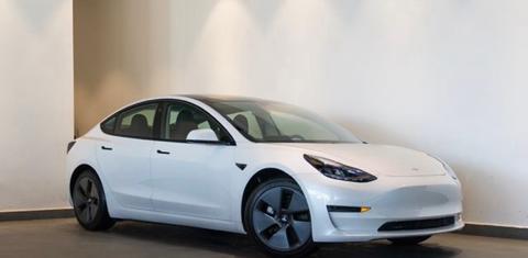 Tesla Model 3 2021