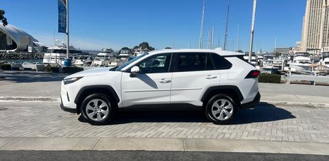 Toyota RAV4 2025