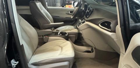 Chrysler Pacifica 2019