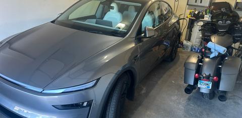 Tesla Model Y 2026