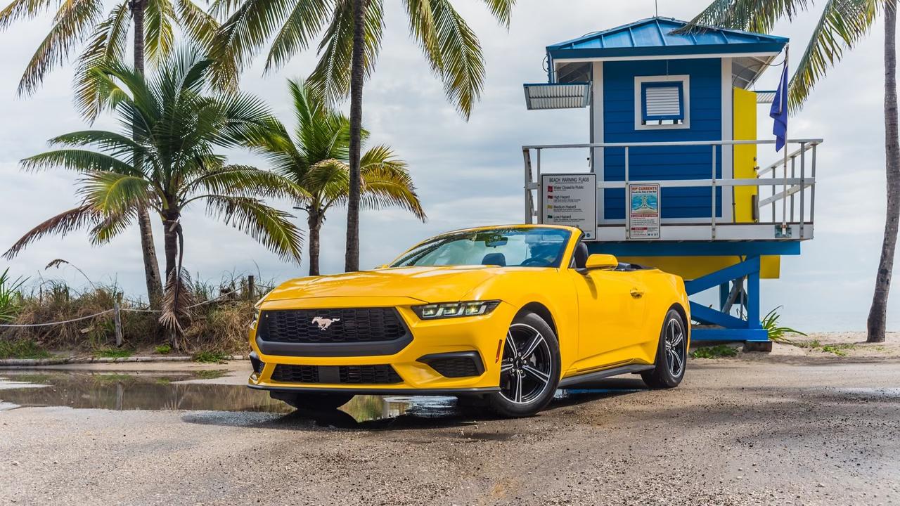 Ford Mustang 2024 in Orlando, FL