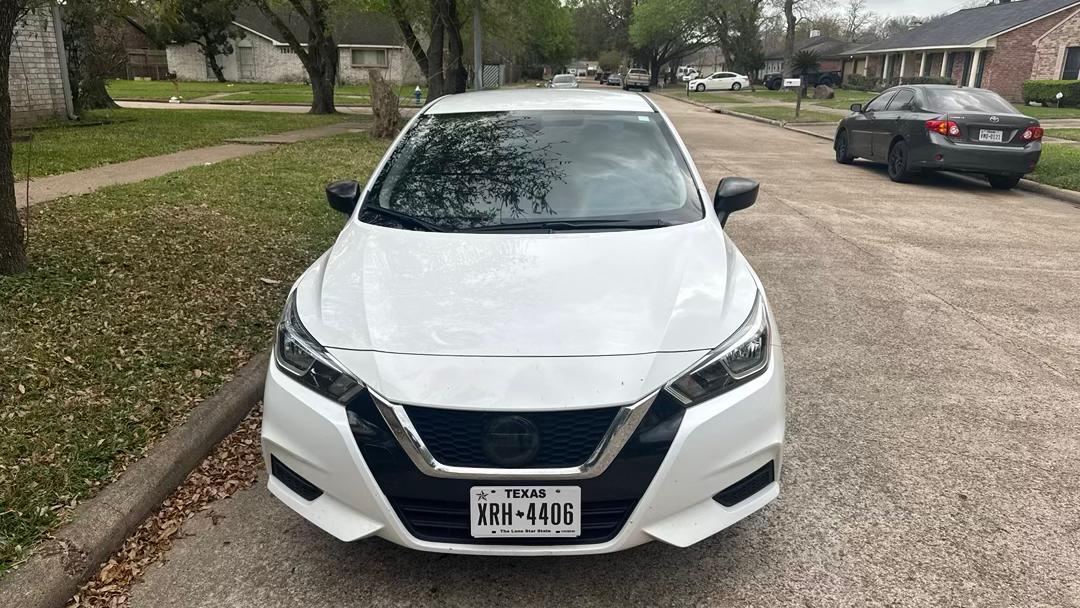 Nissan Versa 2021 in 