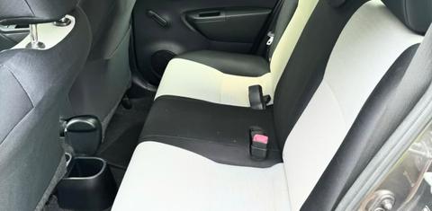 Toyota Yaris 2012
