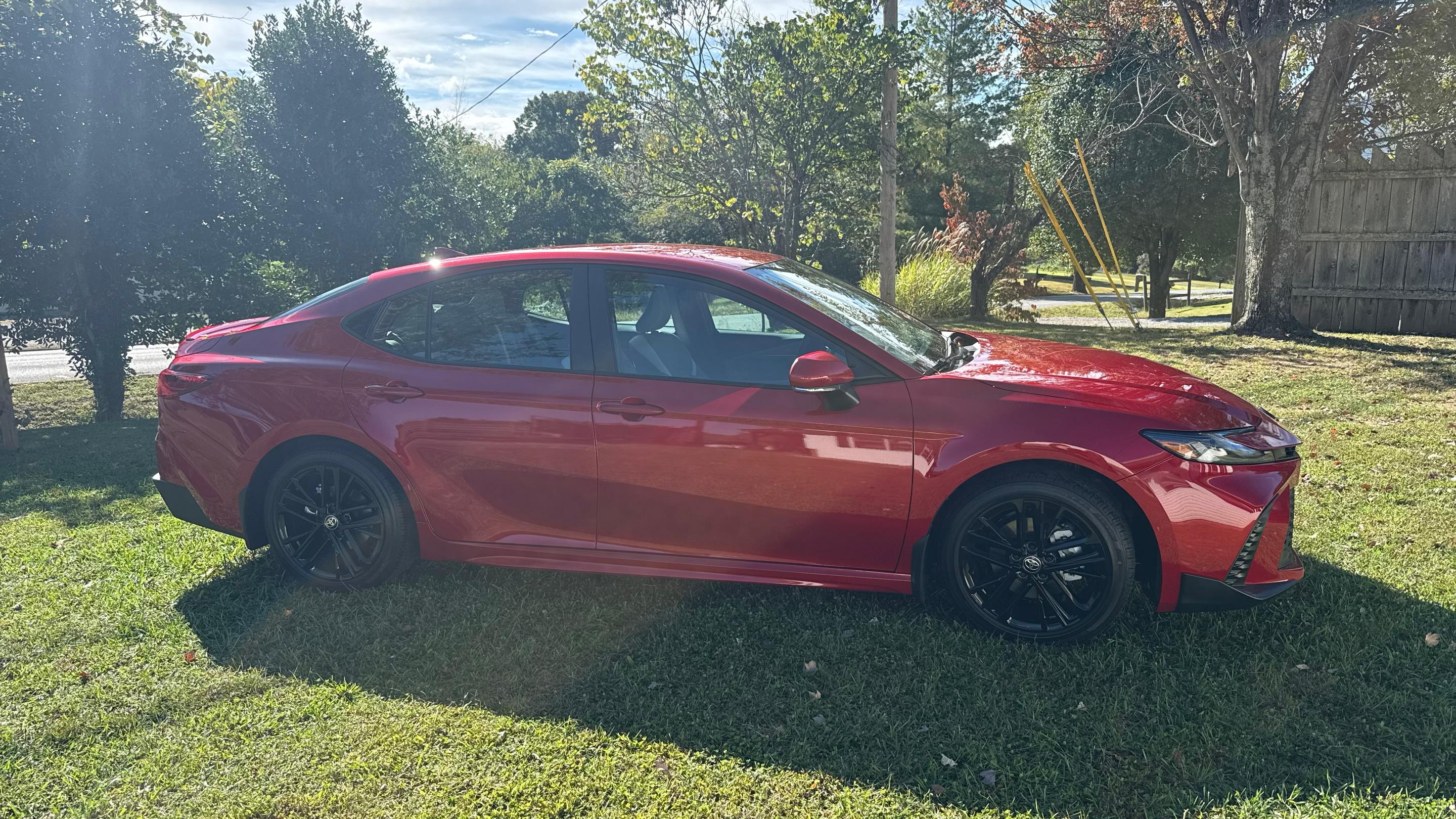 Toyota Camry Hybrid 2025 in Greeneville, TN