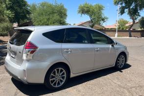 Toyota Prius v car